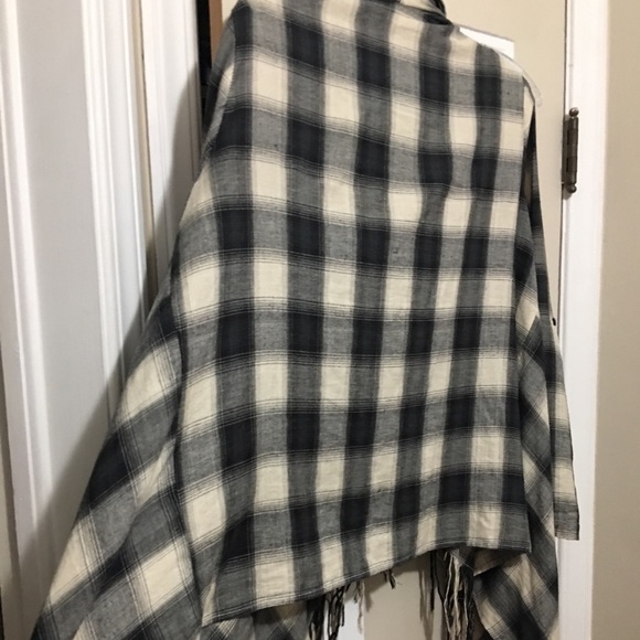 Sz Med Evereve Lightweight plaid cotton cardi - Picture 4 of 8